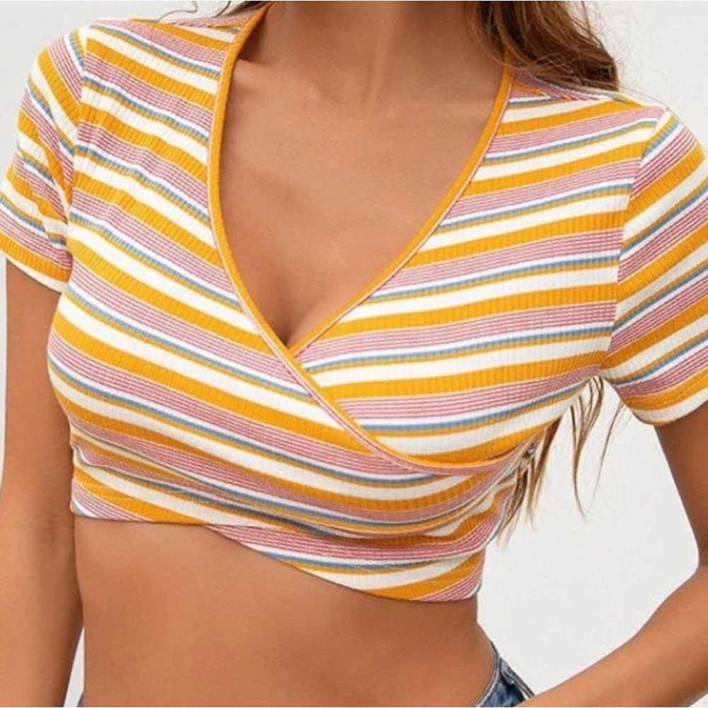 Juniors Boutique Striped Crossover Cropped Top Size‎ Medium in Orange